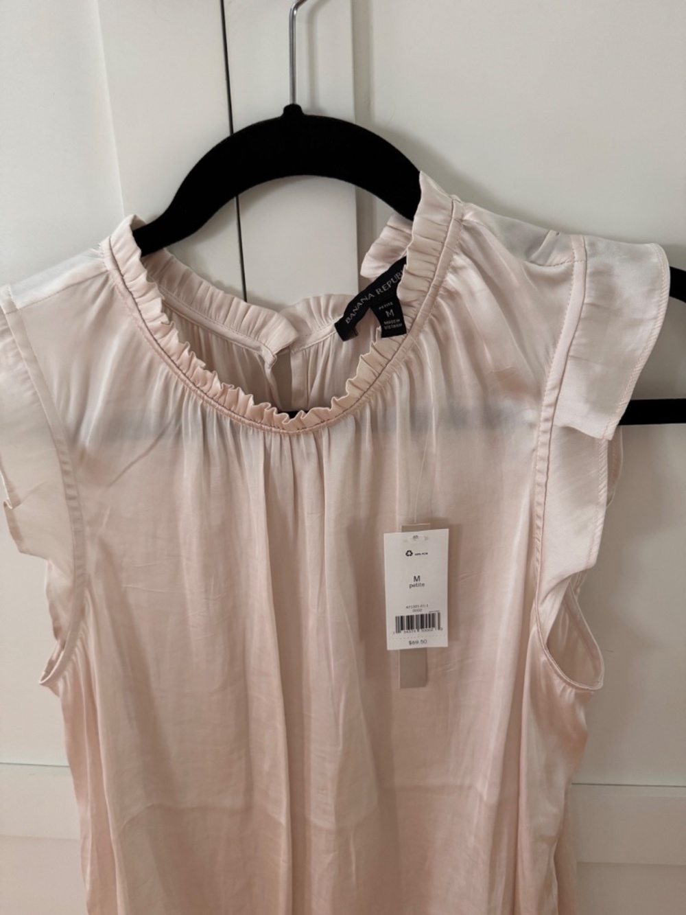 Banana Republic Ruffled Top - Picture 2 of 4